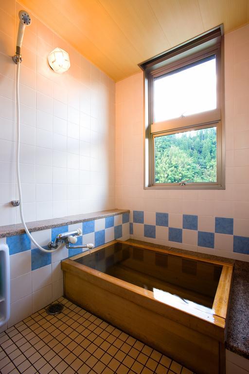 Shinshiyo Hotel Hita Buitenkant foto