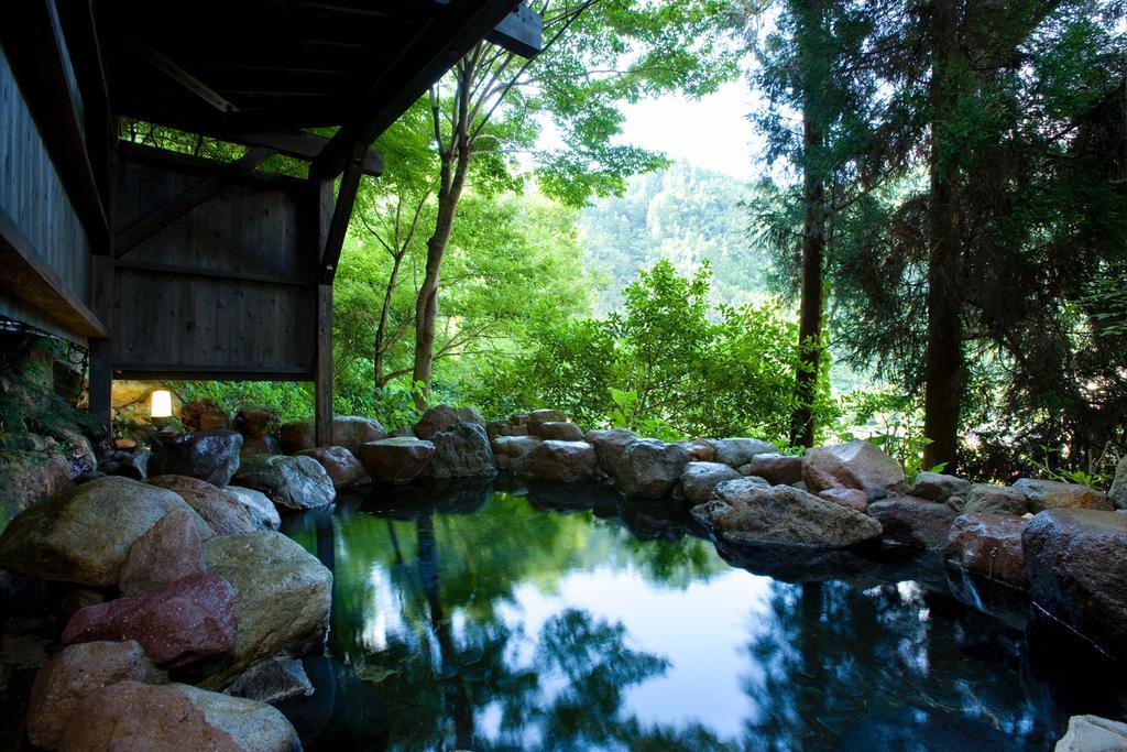 Shinshiyo Hotel Hita Buitenkant foto